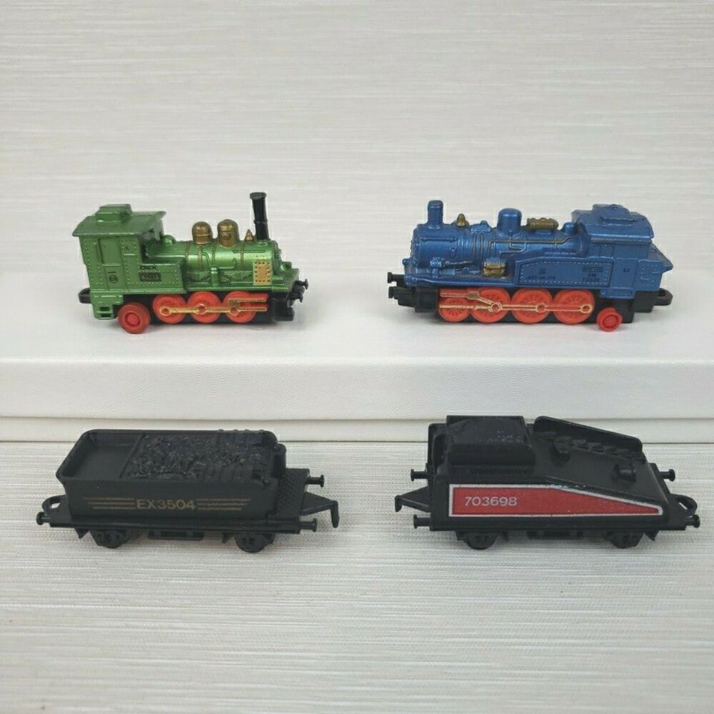 Lot of 4 Vintage 1989 Soma Diecast Micro Miniature Pull & Go Train Engine Cars